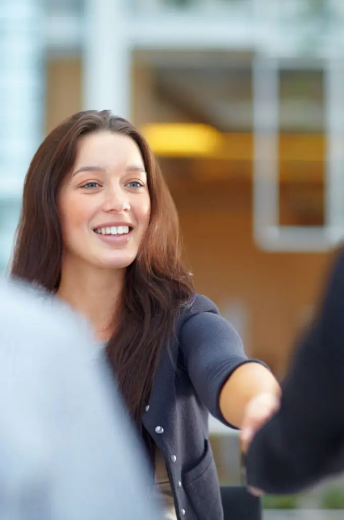 corporate-hospitality-manager-678x1024