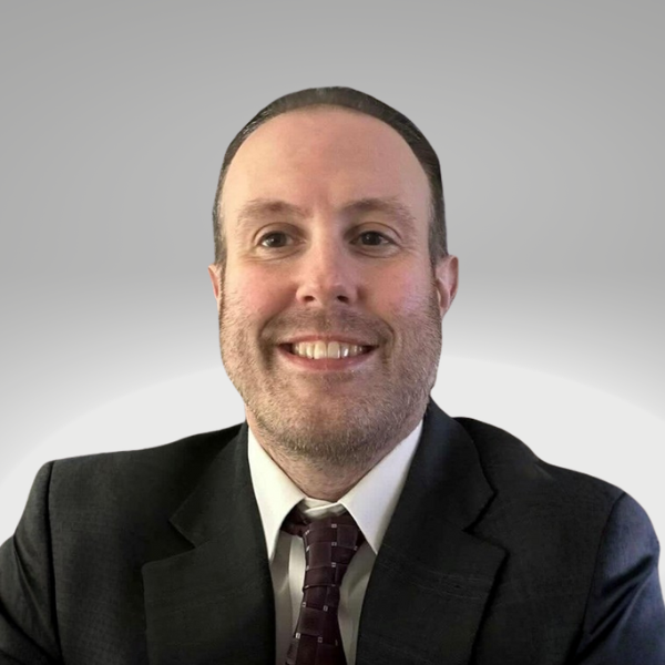 New Headshots - Raun Sutton